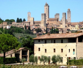 Fattoria Abbazia Monte Oliveto San Gimignano
